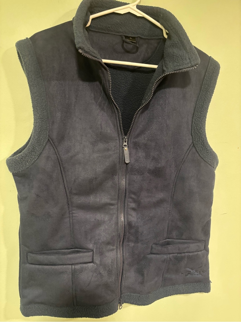 Moxie Equestrian Women’s Dark Gray Fleece-Lined Zip Vest